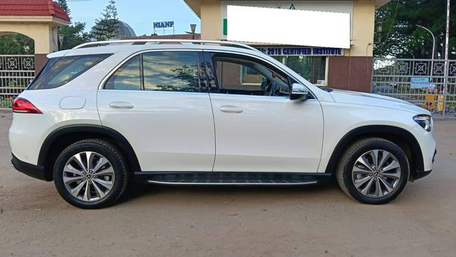 https://images10.gaadi.com/usedcar_image/4624628/original/processed_edcdc28685dc5b2202ca0299dbc84839.jpg?imwidth=6401