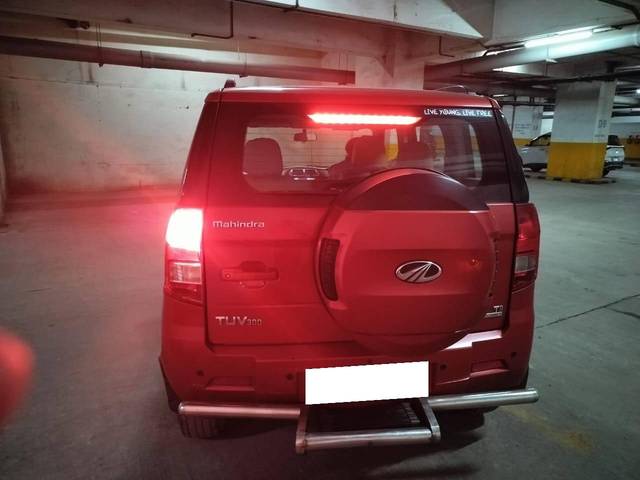 https://images10.gaadi.com/usedcar_image/4624644/original/processed_ae0fbb7a-d543-432b-b62b-5b0e268e470f.jpg?imwidth=6400