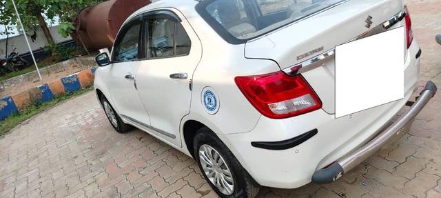 https://images10.gaadi.com/usedcar_image/4624713/original/processed_91ac6a51-85b1-4fc4-9b5e-31603618c2cf.jpg?imwidth=6402