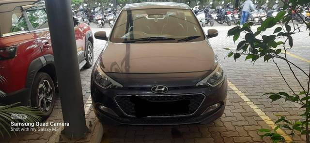 https://images10.gaadi.com/usedcar_image/4624857/original/processed_64a78eaa-b353-4208-bf4c-030401ebcf60.jpg?imwidth=6400
