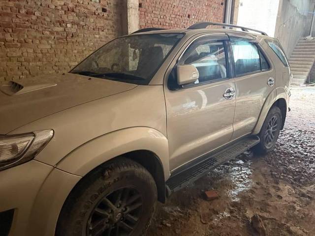 https://images10.gaadi.com/usedcar_image/4624885/original/processed_2d1d6e66-4a88-4580-9783-0cb3ce142bdb.jpeg?imwidth=6400