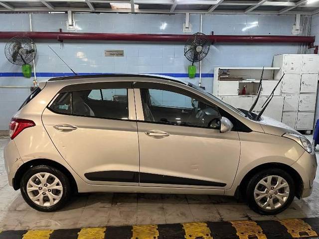 https://images10.gaadi.com/usedcar_image/4624939/original/processed_f4341d0b-7a2f-4087-b5d0-59a6c6469b24.jpeg?imwidth=6401
