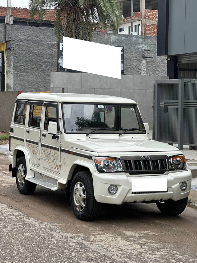 https://images10.gaadi.com/usedcar_image/4624985/original/processed_ed1ca7a2c8fc18a6465a0cdbde463a6b.jpg?imwidth=6401