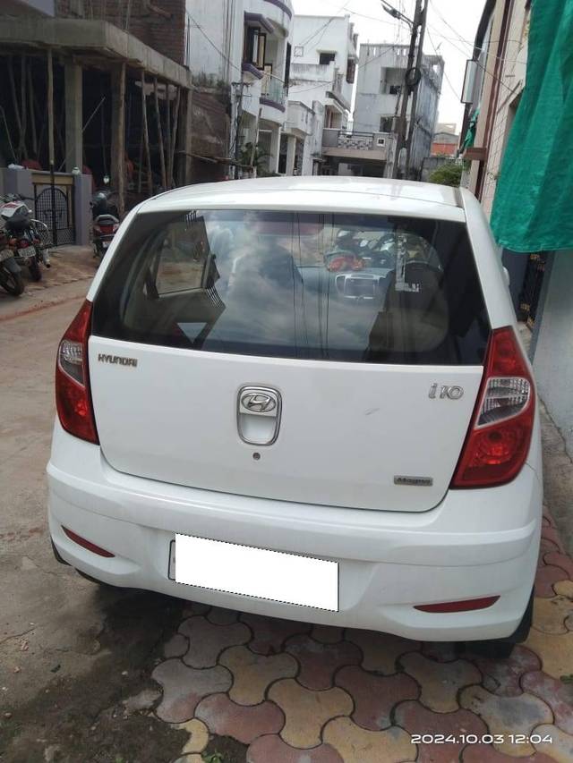 https://images10.gaadi.com/usedcar_image/4624987/original/processed_f8eaaa66-2cf7-46df-ae3b-ea5a9e3148f8.jpg?imwidth=6400