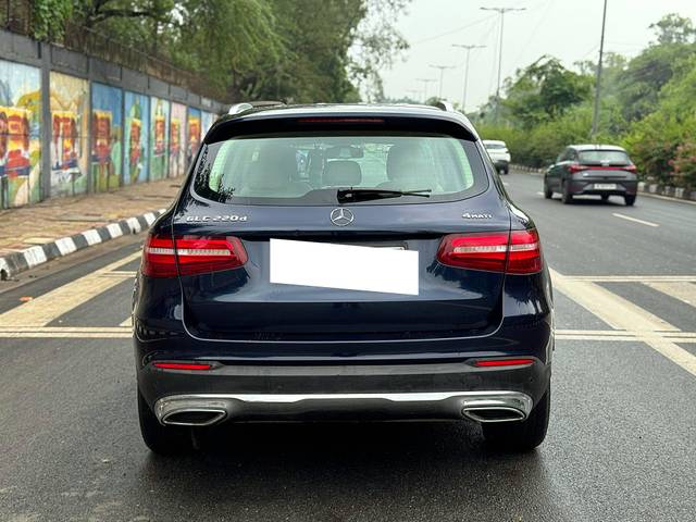 https://images10.gaadi.com/usedcar_image/4625053/original/processed_8c4ce81085ed5a4300ed278d761eb1fc.jpg?imwidth=6401