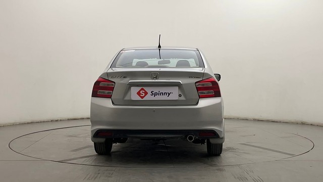 Second-hand 2013 Honda City 1.5 V AT for sale in Visakhapatnam-4