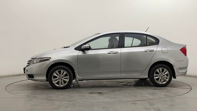 Second-hand 2013 Honda City 1.5 V AT for sale in Visakhapatnam-6