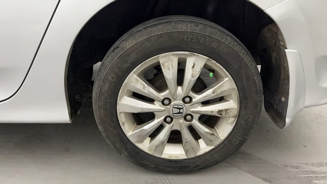 Second-hand 2013 Honda City 1.5 V AT for sale in Visakhapatnam-19