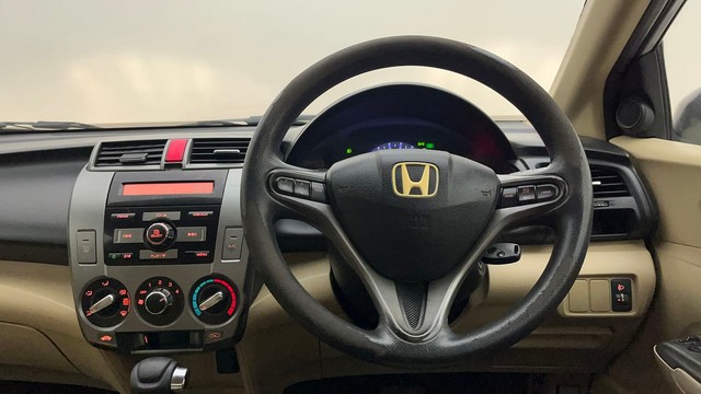 Second-hand 2013 Honda City 1.5 V AT for sale in Visakhapatnam-26