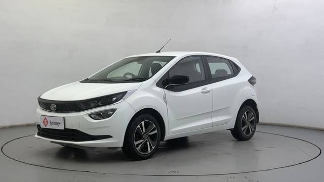 https://images10.gaadi.com/usedcar_image/4625059/original/5a374bbb0d672a25032e2af86f322616.JPG?imwidth=6400
