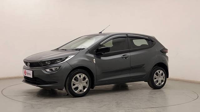 https://images10.gaadi.com/usedcar_image/4625075/original/d9facbc881972eb82f3ea83c6bfdeed0.JPG?imwidth=6400