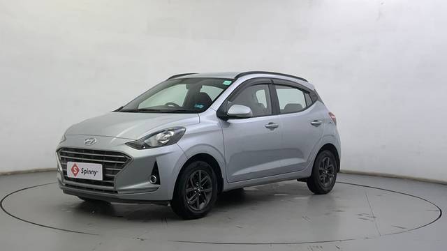 https://images10.gaadi.com/usedcar_image/4625082/original/8ecaf94f78f980cd61d7be9319d07dba.JPG?imwidth=6400