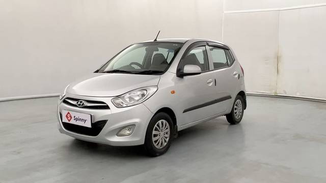 https://images10.gaadi.com/usedcar_image/4625112/original/b87c07f5f70c4ed1d1ba44c0f656f879.JPG?imwidth=6400