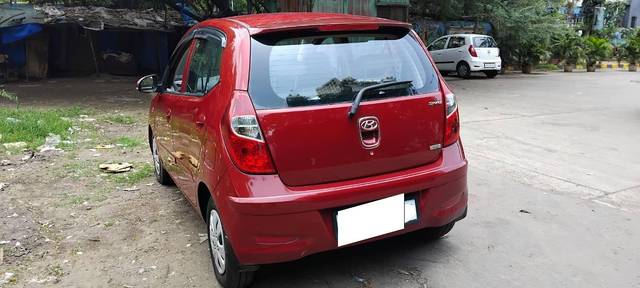 https://images10.gaadi.com/usedcar_image/4625165/original/processed_95dac120-b6d8-432d-9c51-1af070580ea4.jpg?imwidth=6401