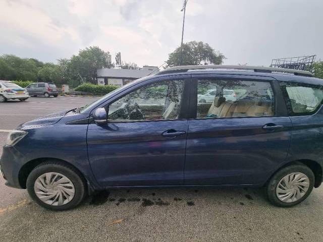 https://images10.gaadi.com/usedcar_image/4625253/original/processed_72a597ba-b3a4-4dce-b068-b2fec47ff04c.jpg?imwidth=6402