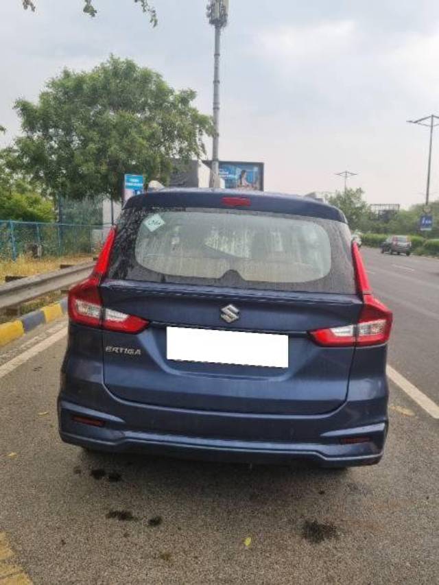 https://images10.gaadi.com/usedcar_image/4625253/original/processed_e662775b-4608-47ca-92ab-6c3e4139c86e.jpg?imwidth=6401