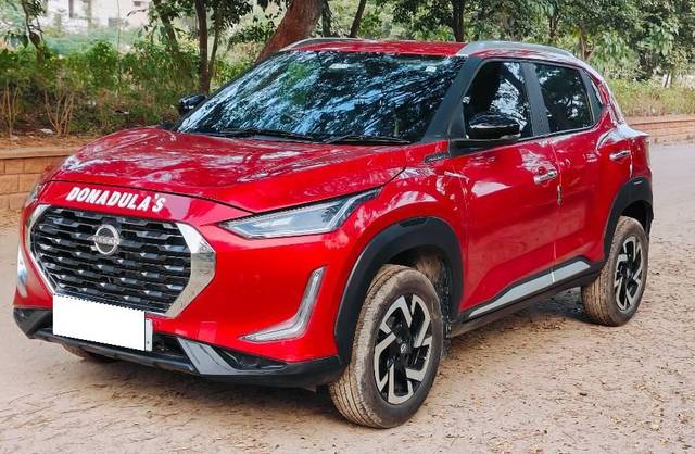 https://images10.gaadi.com/usedcar_image/4625283/original/processed_9679565c-2030-4791-8e9a-a06e5f8d530d.jpg?imwidth=6401