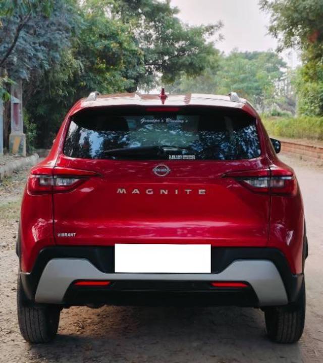 https://images10.gaadi.com/usedcar_image/4625283/original/processed_f2e6f587-9ebf-444b-aa4d-48700ec88261.jpg?imwidth=6400
