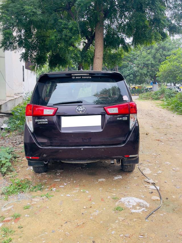 https://images10.gaadi.com/usedcar_image/4625319/original/processed_3b8bf6d7-8cca-4465-92bf-849719cb3b66.jpg?imwidth=6401