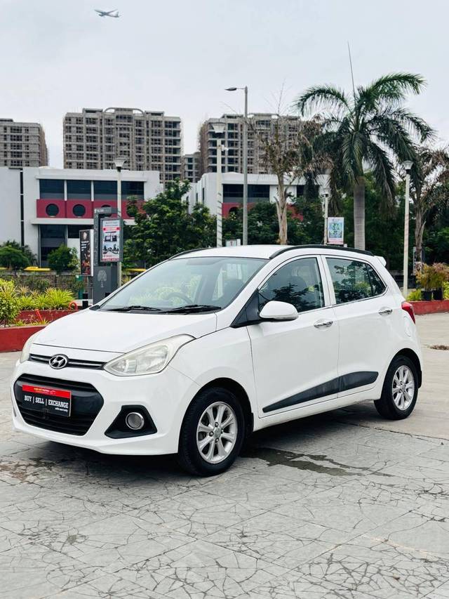 https://images10.gaadi.com/usedcar_image/4625358/original/processed_2f58447a3c78f53dfa5af07a5840b011.jpg?imwidth=6400