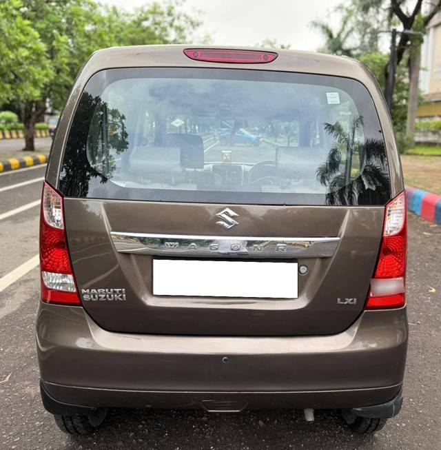 https://images10.gaadi.com/usedcar_image/4625362/original/processed_9fad41fd06db378c21da98213535cf4e.jpg?imwidth=6402