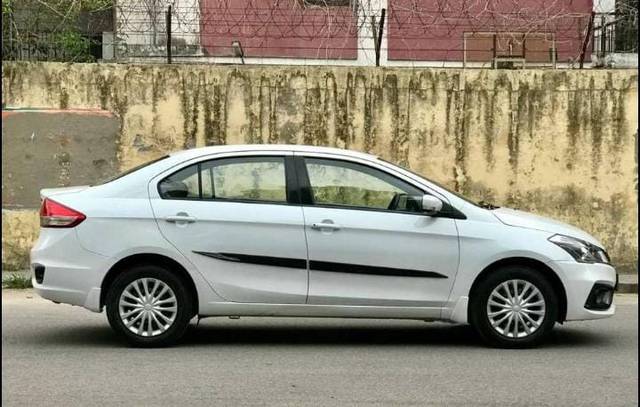 https://images10.gaadi.com/usedcar_image/4625391/original/498aeda044829a93660ee307e8e2c0b9.jpg?imwidth=6401