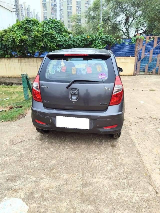 https://images10.gaadi.com/usedcar_image/4625430/original/processed_881089b7-89db-4fc5-9456-3c4797fdd22f.jpg?imwidth=6401
