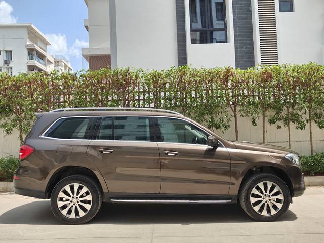 https://images10.gaadi.com/usedcar_image/4625434/original/f9bcdbd709bbef053f5e8316be247a2f.jpg?imwidth=6401