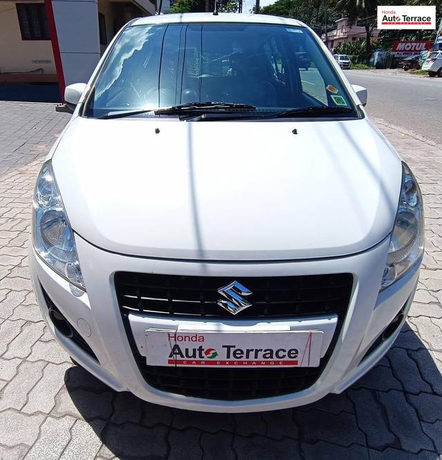 https://images10.gaadi.com/usedcar_image/4625437/original/e482e8de1b7cb4889a0c6da020fae618.jpg?imwidth=6400