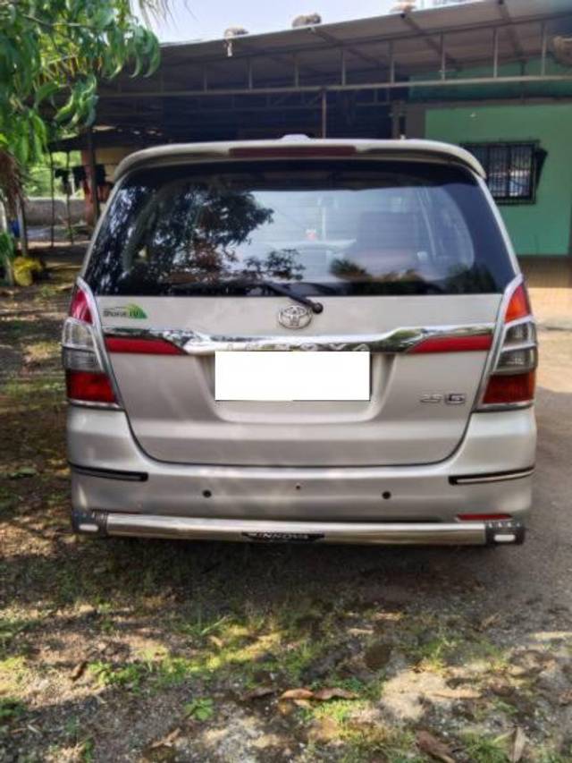 https://images10.gaadi.com/usedcar_image/4625443/original/processed_592dfb95-dcf5-4e31-8228-02493fc1bfb4.jpg?imwidth=6400