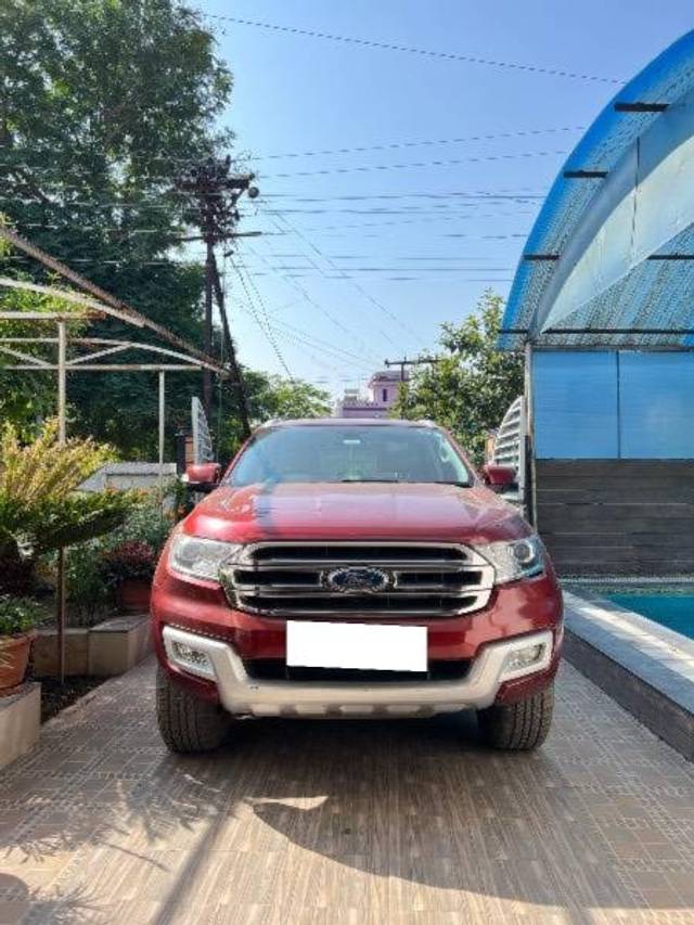 https://images10.gaadi.com/usedcar_image/4625454/original/processed_cc4ffc31-d50a-4ca7-a203-252c7cce7645.jpeg?imwidth=6400