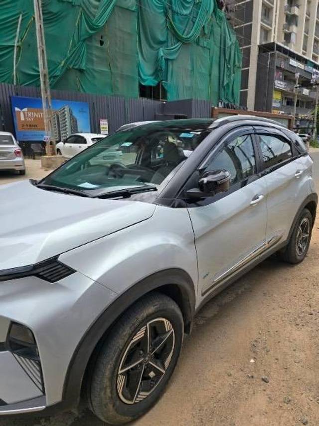 https://images10.gaadi.com/usedcar_image/4625458/original/processed_640d1ad3-497a-4881-bfd5-9bbc655f72da.jpeg?imwidth=6400