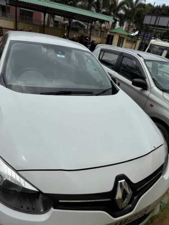 https://images10.gaadi.com/usedcar_image/4625463/original/processed_8a8bd21b-ffea-485a-9d08-444799da8663.jpeg?imwidth=6400