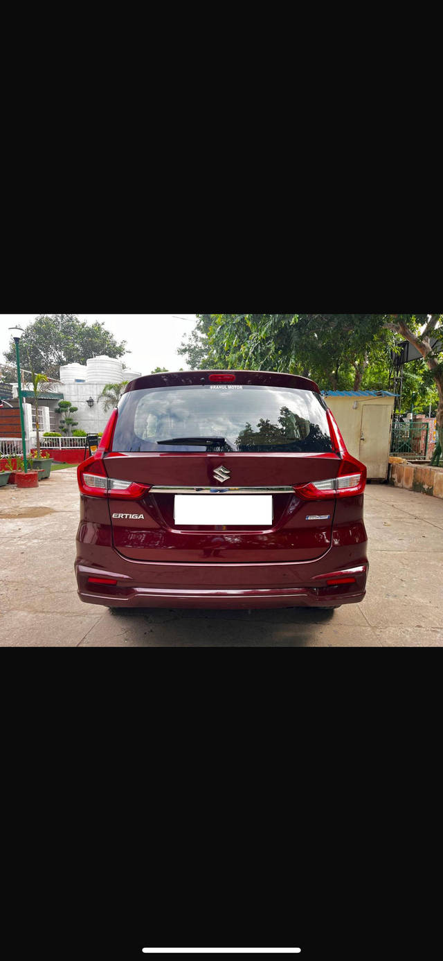 https://images10.gaadi.com/usedcar_image/4625464/original/processed_3f68c5b4-dd77-4573-9542-39619b5c9829.png?imwidth=6401
