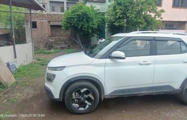 https://images10.gaadi.com/usedcar_image/4625471/original/processed_0c5b1150-56c6-4eb1-bf75-53b8ba0e682e.jpeg?imwidth=6401