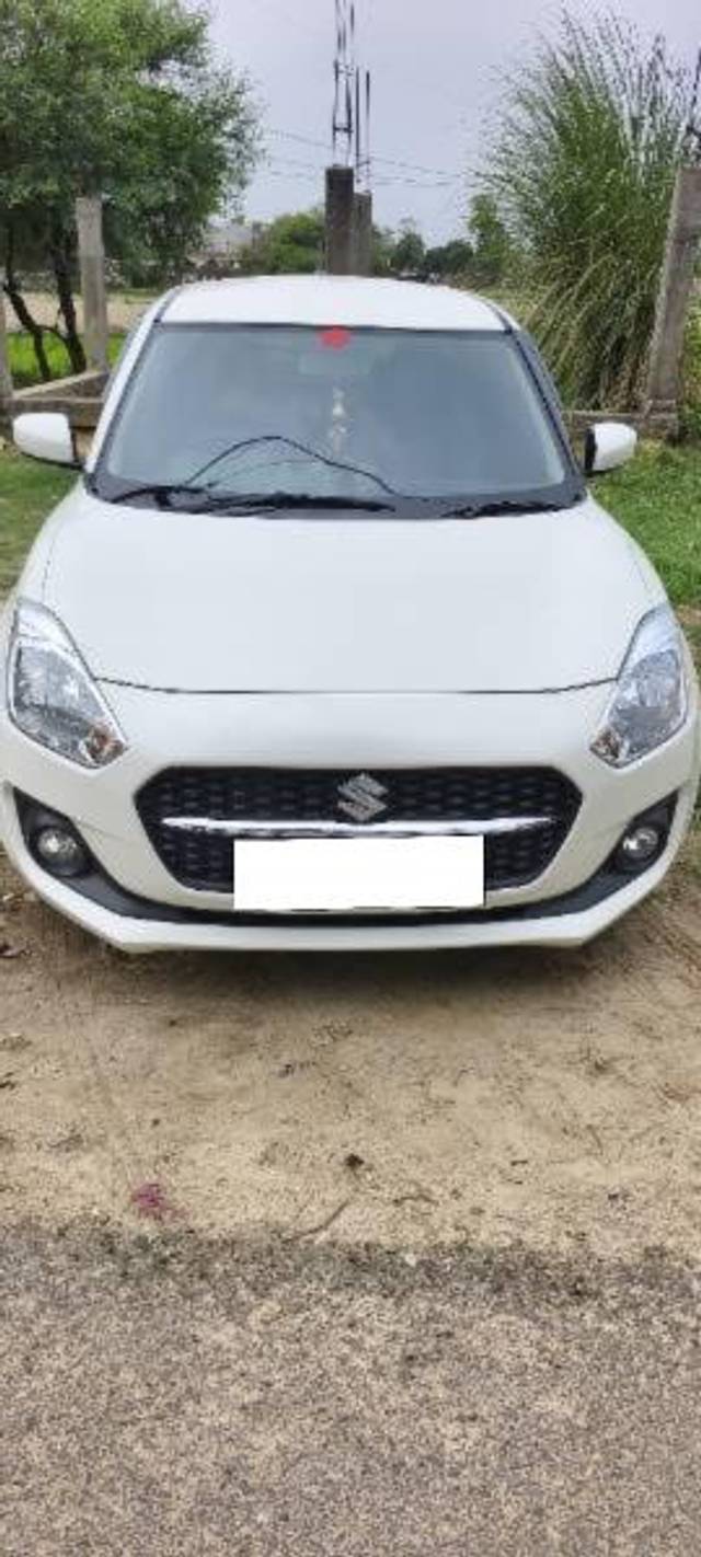 https://images10.gaadi.com/usedcar_image/4625472/original/processed_81fa59b2-5f9d-4c82-a0a1-1845bbf16195.jpg?imwidth=6400