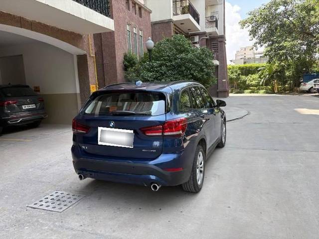 https://images10.gaadi.com/usedcar_image/4625481/original/processed_processed_c8b29a26-eab1-4dd4-b630-03f5210797db.jpeg?imwidth=6402