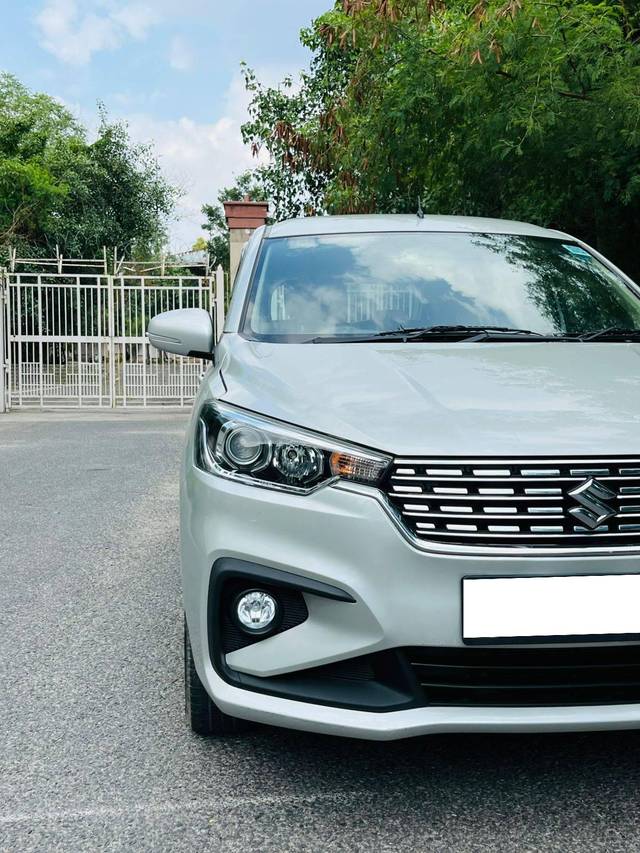 https://images10.gaadi.com/usedcar_image/4625499/original/processed_6faa0581e58e9b63cdfbaa83002dfdc0.jpg?imwidth=6400