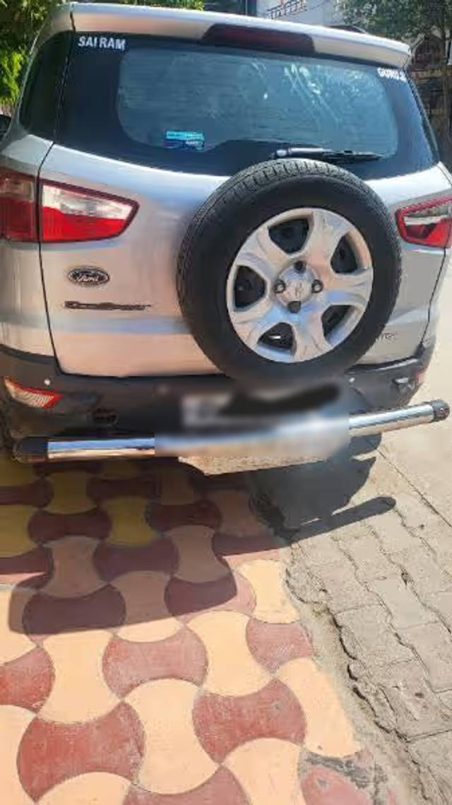 https://images10.gaadi.com/usedcar_image/4625506/original/f1faf90f-b45b-4091-bf53-92f854715439.png?imwidth=6400