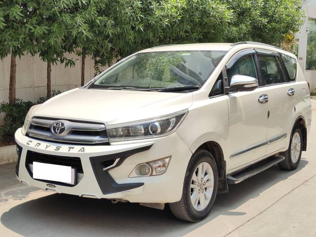 https://images10.gaadi.com/usedcar_image/4625519/original/processed_704cd246c27fd265a4e591cd9524c293.jpg?imwidth=6401