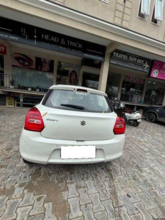 https://images10.gaadi.com/usedcar_image/4625585/original/processed_d8598a6c-6bee-4096-bc90-0227ccc2a436.jpeg?imwidth=6401