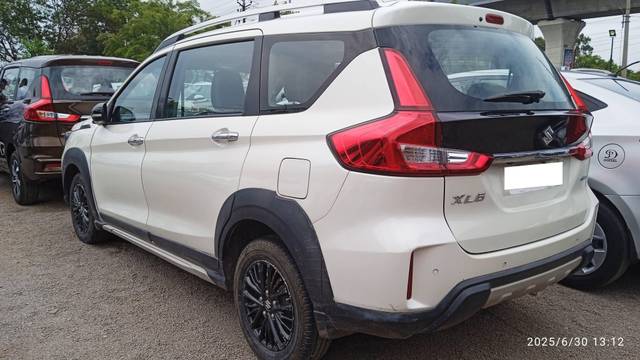 https://images10.gaadi.com/usedcar_image/4625591/original/processed_896434e5992e3daa71dd17ccae710ef6.jpg?imwidth=6402
