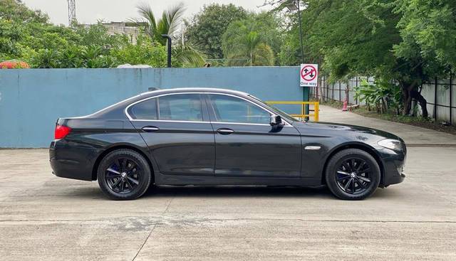 https://images10.gaadi.com/usedcar_image/4625598/original/processed_24de7a6fdafa769a1b506cf4c734fa85.jpg?imwidth=6401