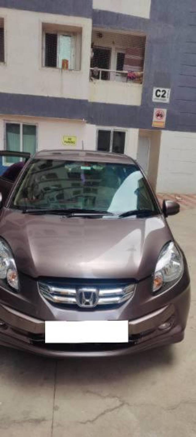 https://images10.gaadi.com/usedcar_image/4625633/original/processed_8e834e02-105e-4a2d-b4d8-b37778829b33.jpeg?imwidth=6400