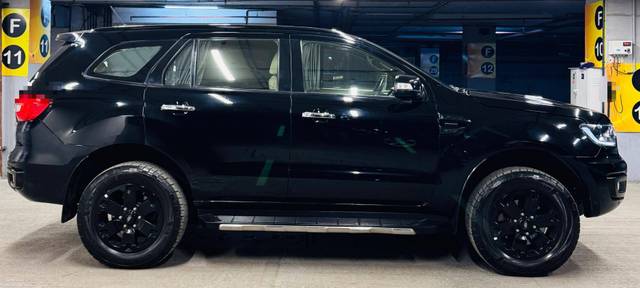 https://images10.gaadi.com/usedcar_image/4625635/original/processed_730616db-806b-4f46-8bd8-b52a0b056f6c.jpg?imwidth=6401