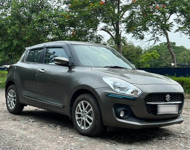 https://images10.gaadi.com/usedcar_image/4625660/original/processed_4cc3eff68a473b7032a49b446025da8e.jpg?imwidth=6400