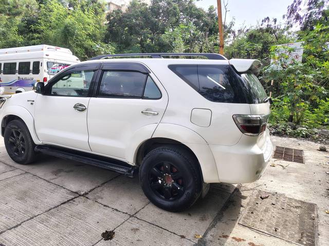 https://images10.gaadi.com/usedcar_image/4625662/original/processed_27509dc0aca35f69badd2d3fecb40ec3.jpg?imwidth=6402