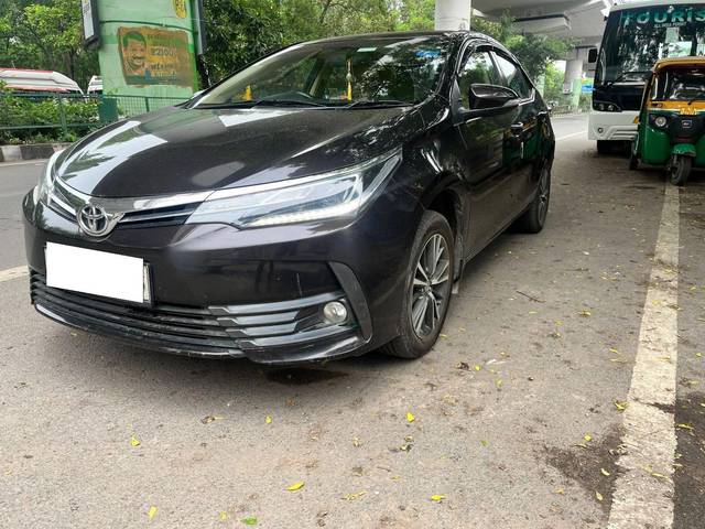 https://images10.gaadi.com/usedcar_image/4625717/original/processed_ceaf19f59650b2bddafe875b8388f981.jpg?imwidth=6402