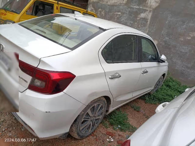 https://images10.gaadi.com/usedcar_image/4625722/original/d405a16e-0a20-4b83-9085-579edd052a49.png?imwidth=6400