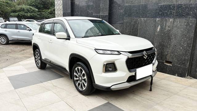 https://images10.gaadi.com/usedcar_image/4625723/original/processed_aa7f8ce9e2ee99987de0a29cdeb27990.jpg?imwidth=6400